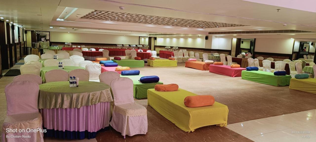 The Capital Hotel Guntur Bagian luar foto