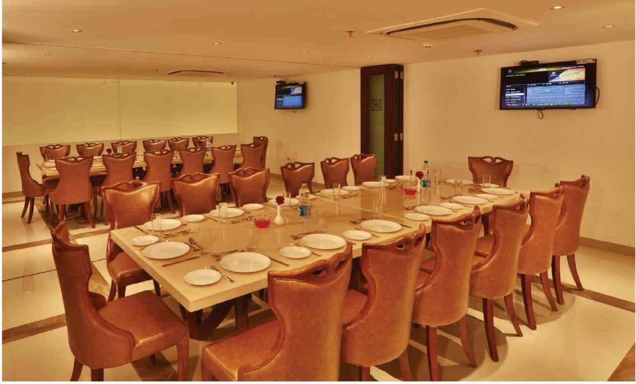 The Capital Hotel Guntur Bagian luar foto