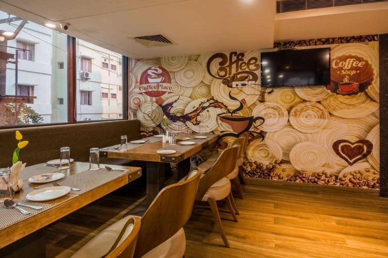 The Capital Hotel Guntur Bagian luar foto